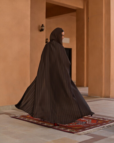 F297 Available in different colors