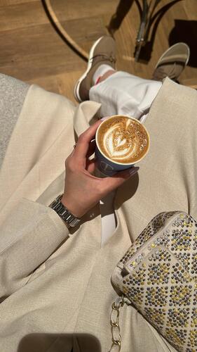 F293 Available in different colors, drop note in note box below