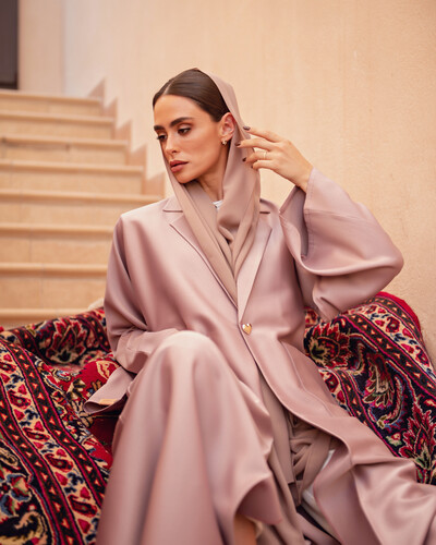 F299 Available in different color