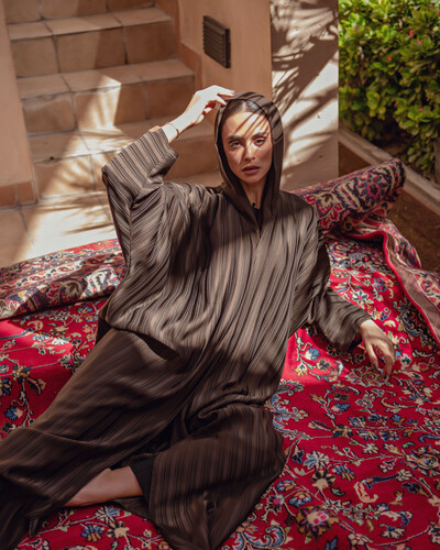 F297 Available in different colors