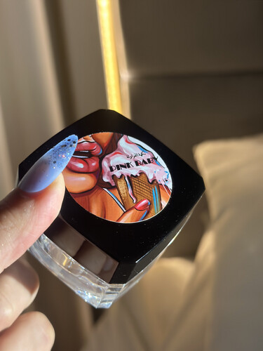 نكهة البينك بيبي الحميميه