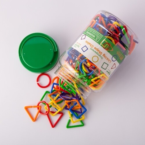 Geometric shapes chain game