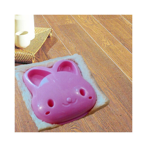 قطاعة ساندويتش على شكل أرنب