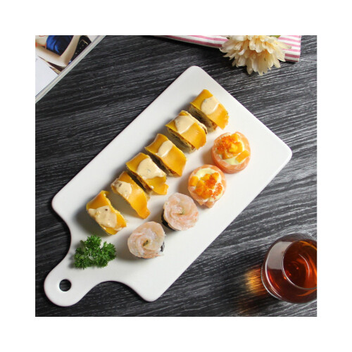 صحن سيراميك ابيض