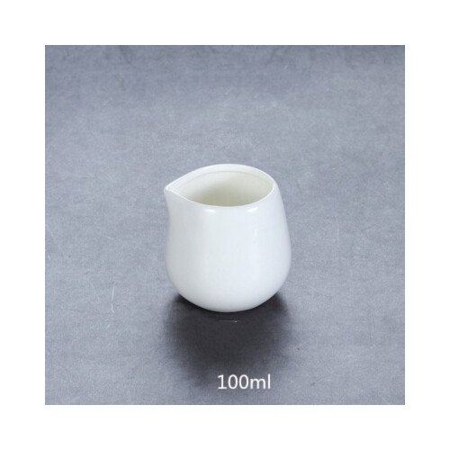 إبريق حليب متوسط من السيراميك ​​بدون مقبض