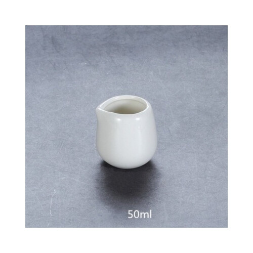 إبريق حليب صغير من السيراميك بدون مقبض