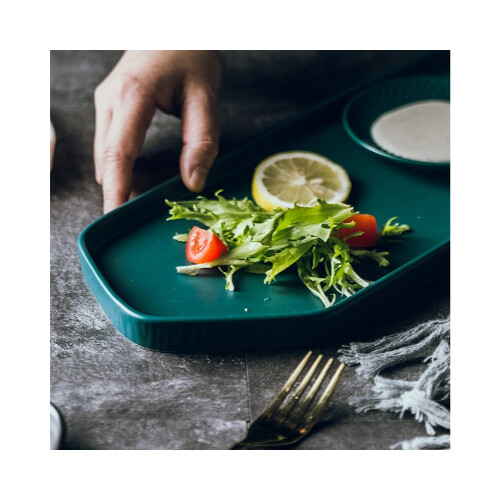 صحن سيراميك باللون الأخضر