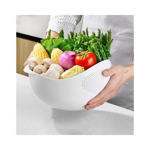 مصفاة بلاستيك