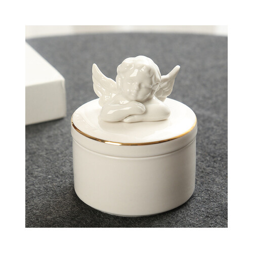 وعاء سيراميك مع غطاء