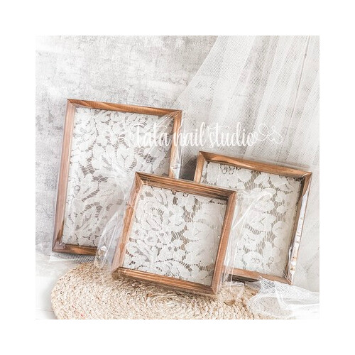 عدد 3 صواني خشب بأحجام صغيرة تصلح للزينة فقط