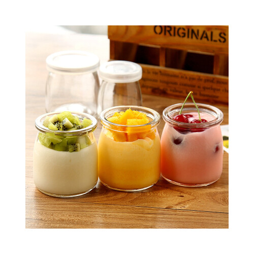 وعاء زجاج مع غطاء بلاستيك