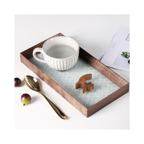 صينية خشب مع قاعدة زجاجية