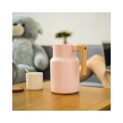 دلة باللون الوردي