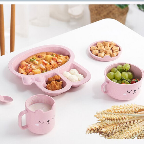 طقم مائدة للأطفال باللون الوردي