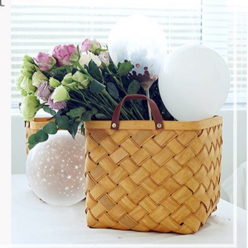 سلة منسوجة للزينة