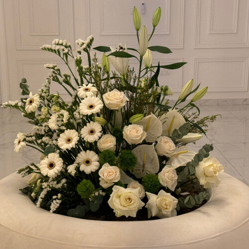 أناقة الأبيض بلمسة خضراء - رقم 2115