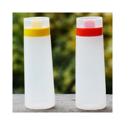 عبوة صلصة بلاستيكية بغطاء أصفر