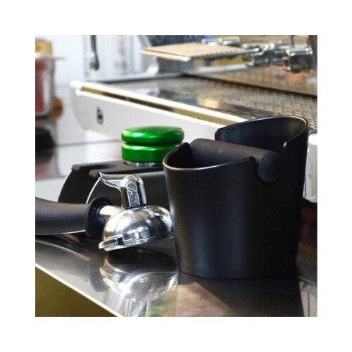 دلو طرق غير قابل للانزلاق