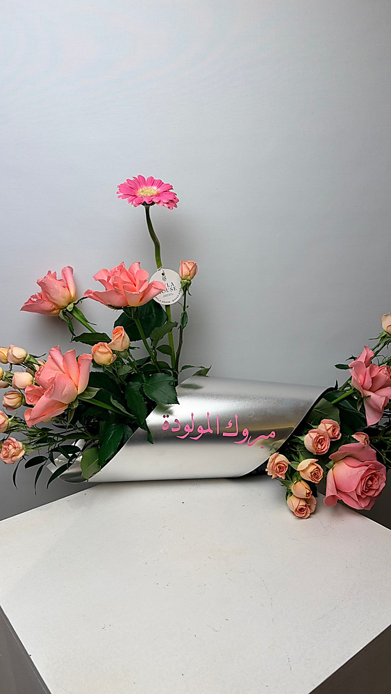 أناقة الورد باللون الوردي - رقم 3223