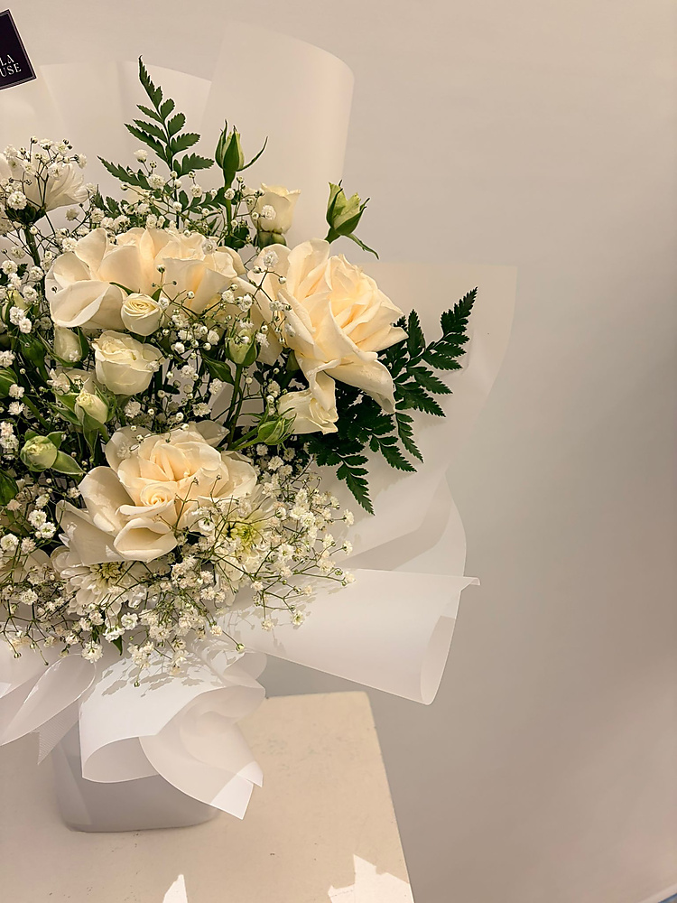 باقة ورد بيضاء - رقم 3227