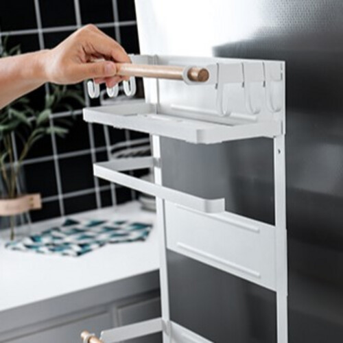 رف مغناطيسي للثلاجة باللون الأبيض