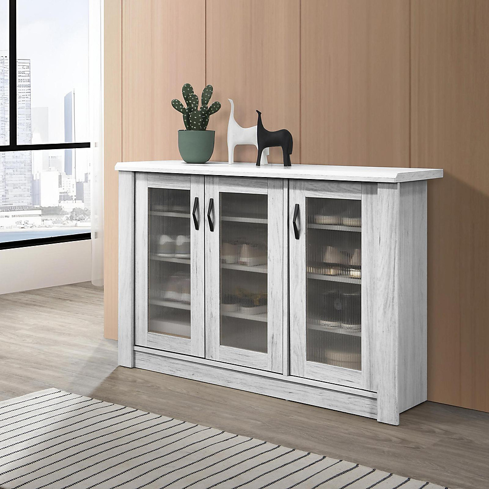 3-door cabinet with transparent doors; width 115, height 90, depth 36.
