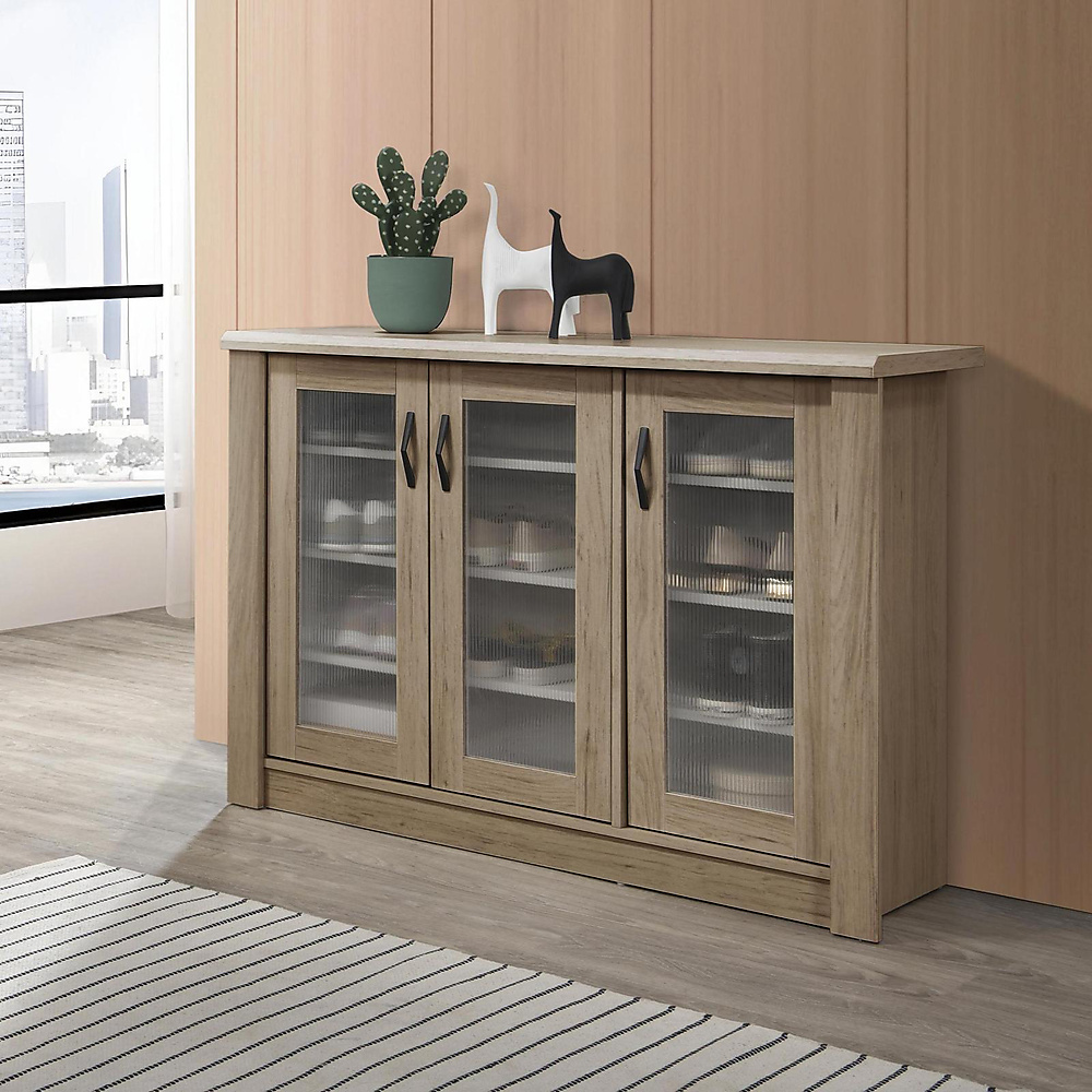 3-door cabinet with transparent doors; width 115, height 90, depth 36.