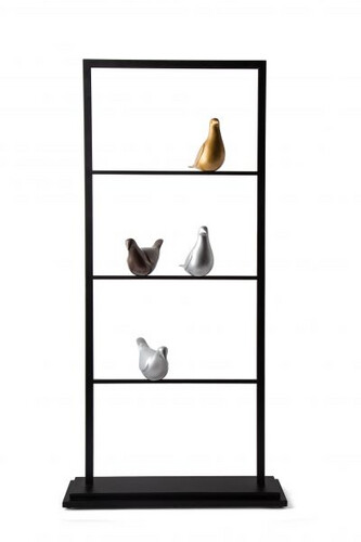 Pigeons Stand Lights