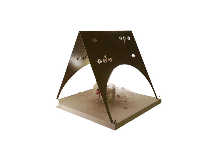 Sadu design tent metal sculpture broze color