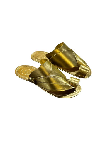 Small pair of gold Najdi slippers