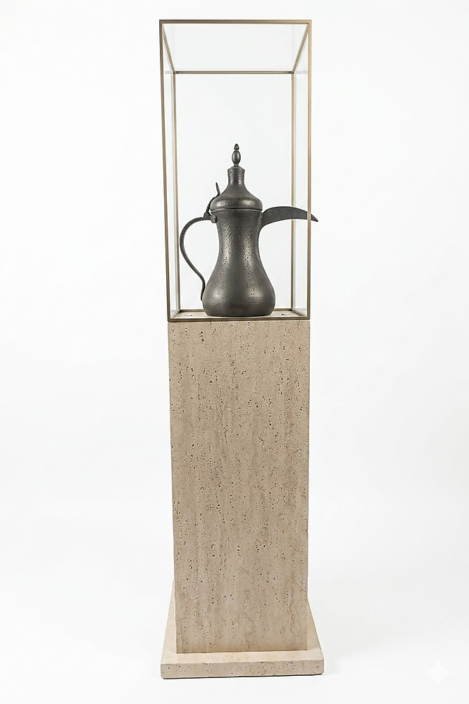 Big dallah Antique on stand with light