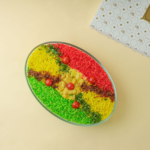 Colored Rice with Creamy Chicken