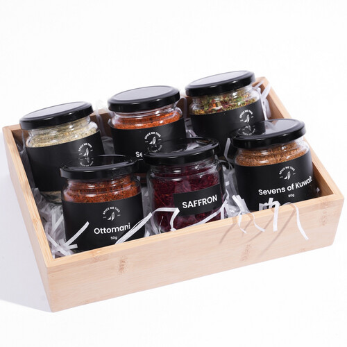 Spice bundle (with saffron)