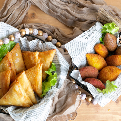 علبة كبب وسمبوسه كبيره