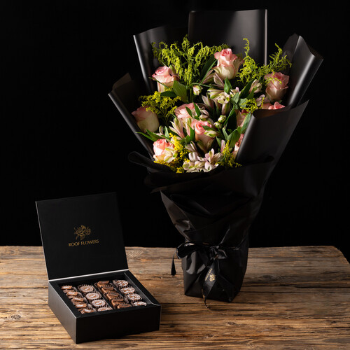 Flower bouquet with cocoa box 2