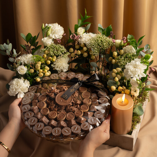 Classic Cocoa and Rose Tray 2
