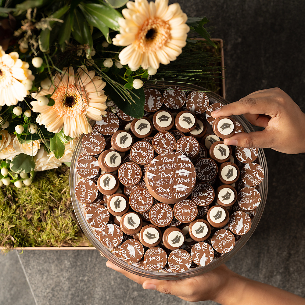 Graduation chocolate tray with rose  4