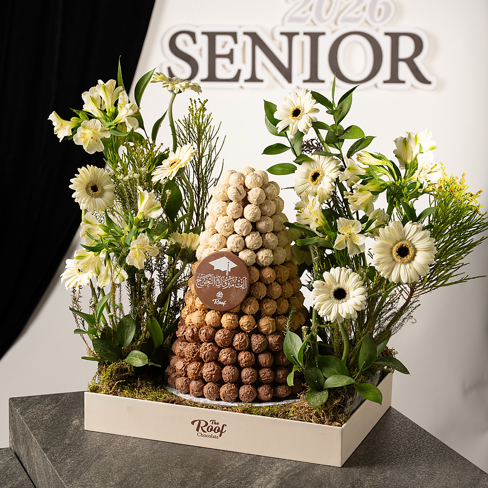Rose and chocolate arrangement for graduation 5