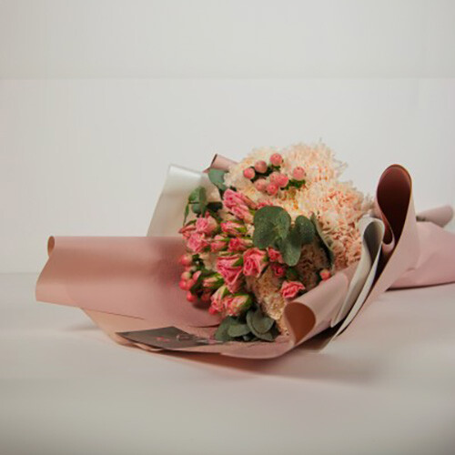 Flowers Bouquet and Baby Goury Pink Packaging