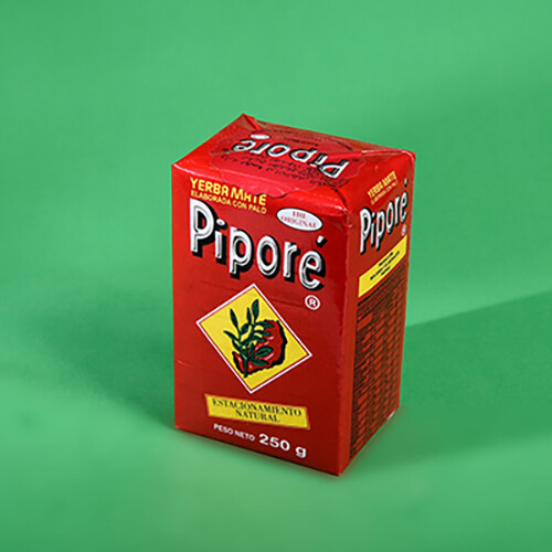 Syrian red mate