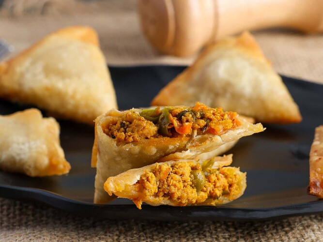 Frozen Chicken Sambosa 50 piece