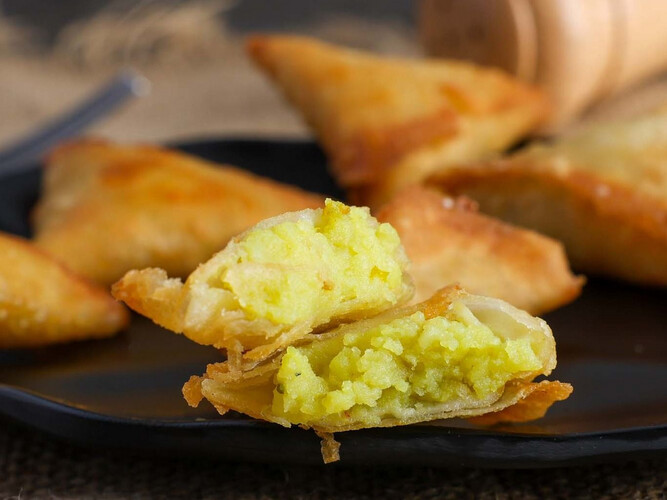 Frozen Sambosa Potato Achar 50 Pieces