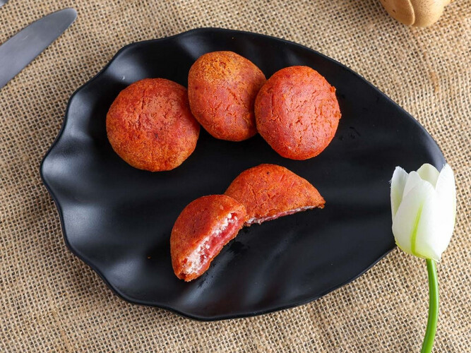 Frozen Kubba Beetroot Cheese 50 pieces