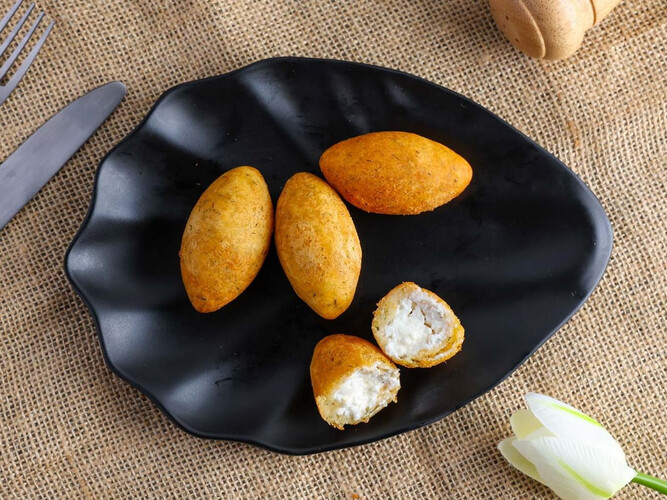 Frozen Dill Kibbeh With Cheese 50 Pieces