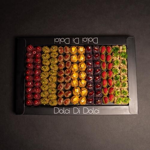 Box contains 116 pieces of  Grape leaves