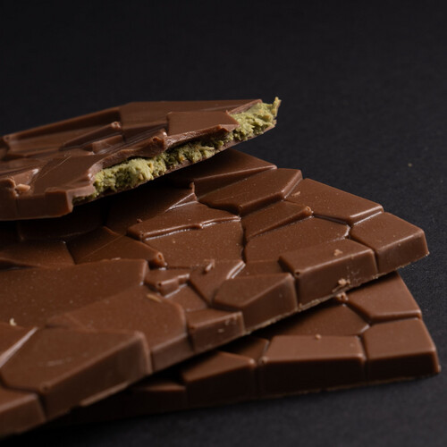 Pistachio Chocolate Bar With Kunafa Three Pieces