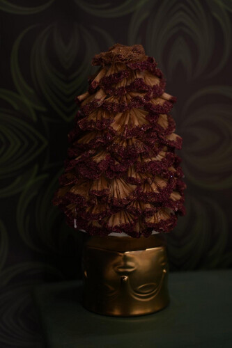 pyramid of samagh with glitter