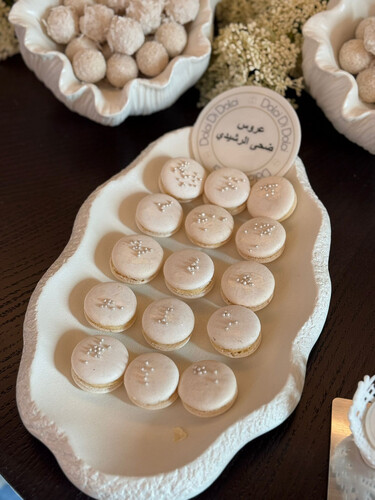 pearl macarons