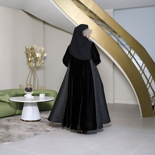 قصه كلوش مخمل + جكار