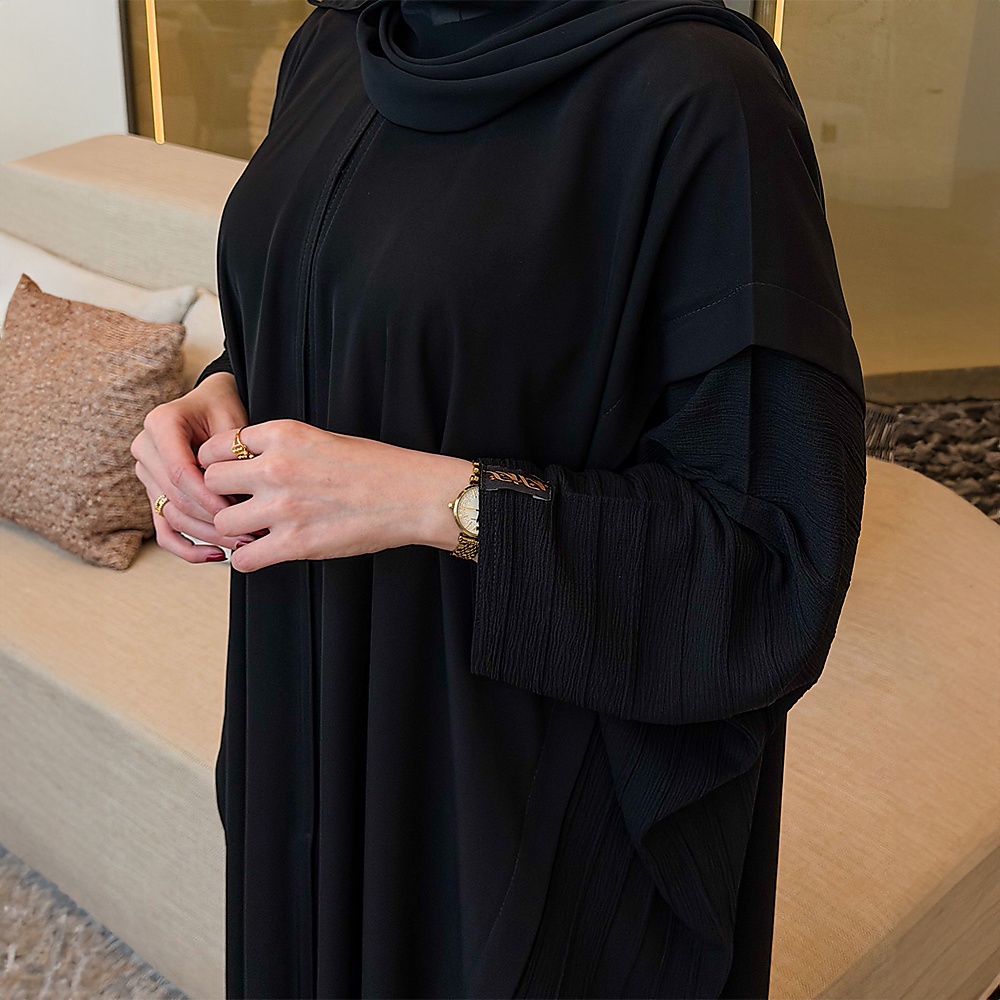 العبايات الساده